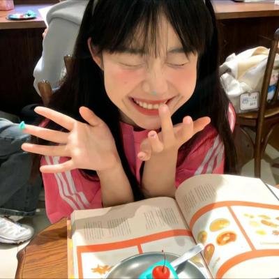 神圣婚姻 封面